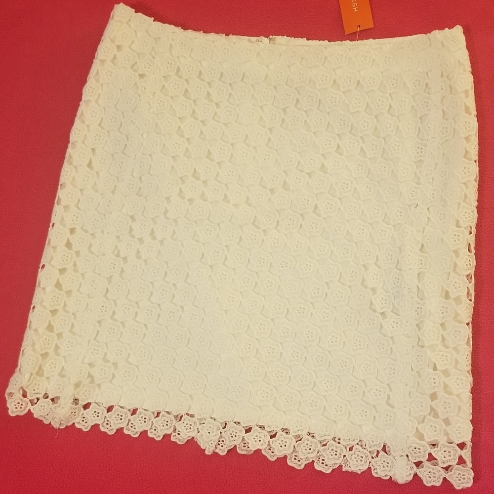 Joe Fresh Pure White Lace Skirt NWT size 4